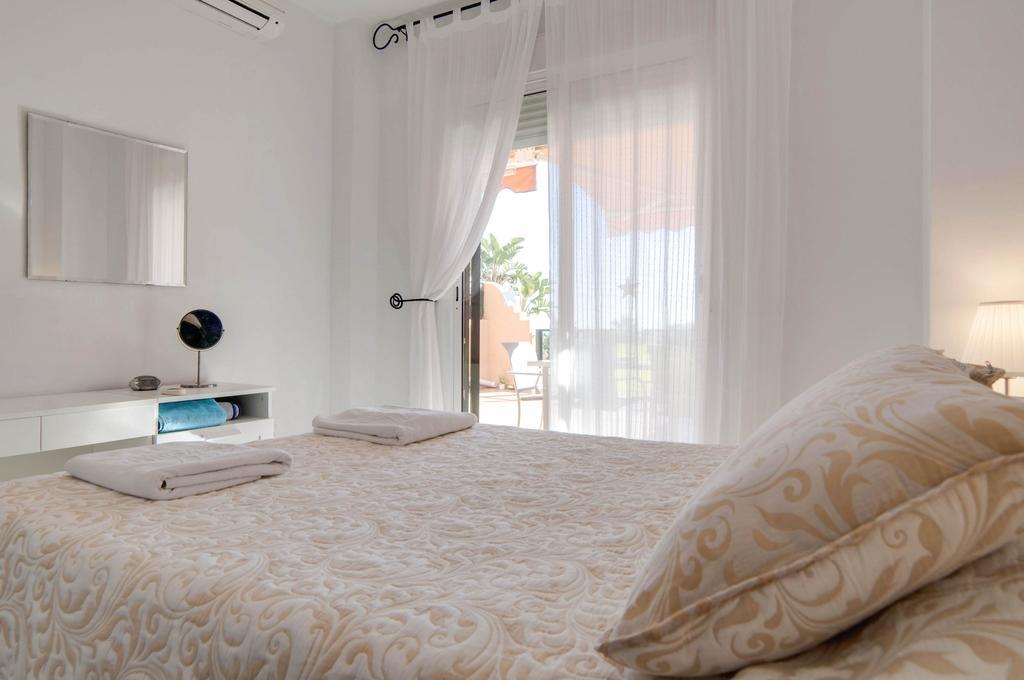 Ferienwohnung Apartamento Alta Loma With Bbq, Sea Views, Pool, Wifi Sleeps 6 Fuengirola Exterior foto